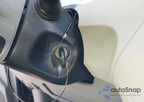 2011 Toyota Sienna Le V6 from USA, damaged, VIN 5TDKK3DCXBS035282